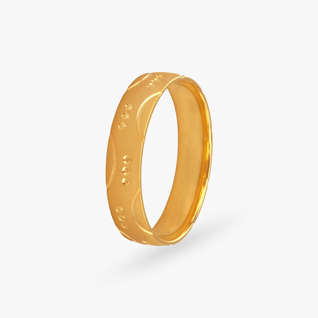 Elegant Patterned Men's Gold Finger Ring