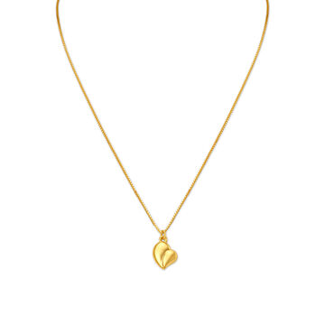 Elegant Gold Chain with Heart Pattern for Kids