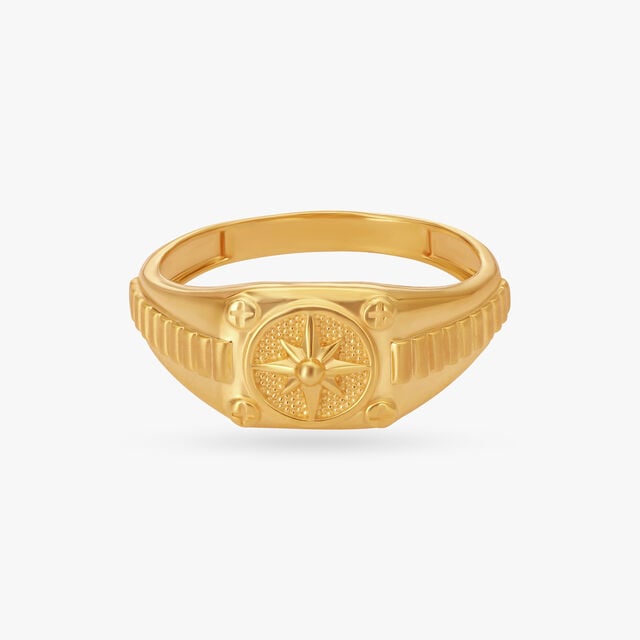 Unique Star Carved Gold Finger Ring For Men 2