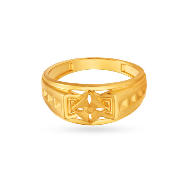 Rhombic Carved Gold Finger Ring For Men