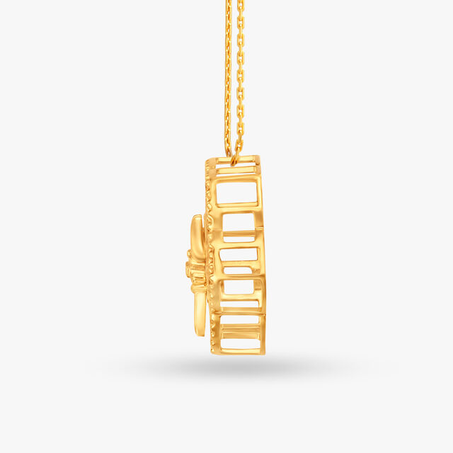 Exquisite Trimurti Rakhi Pendant 5