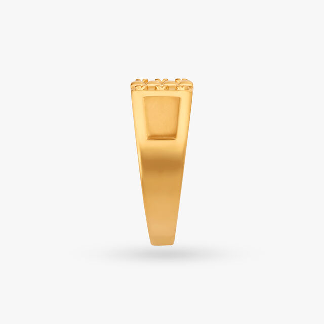 Sovereign Gold Ring 3