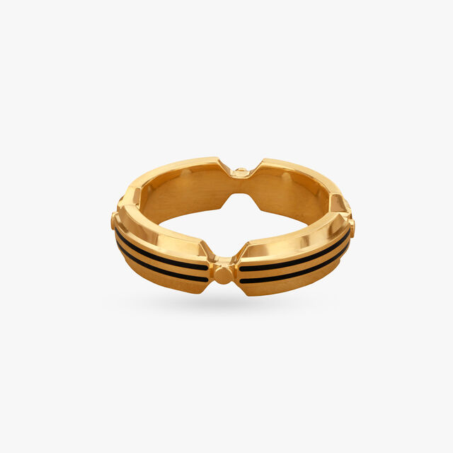 Sophisticated Stripes Gold Finger Ring for Men