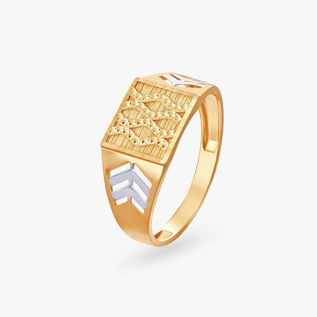 Crested Chevron Gold Finger Ring for Men