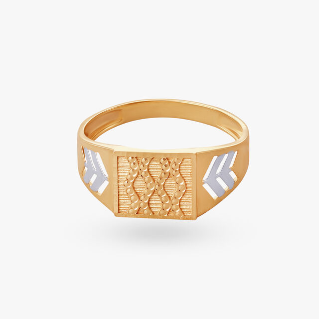 Crested Chevron Gold Finger Ring for Men