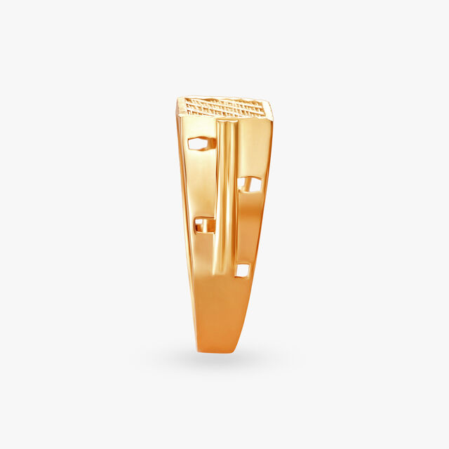 Majestic Grid Gold Finger Ring for Men