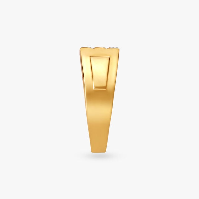 Regal Pyramid Gold Finger Ring for Men