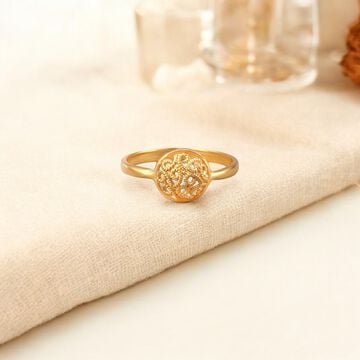 Delicate Details Gold Finger Ring