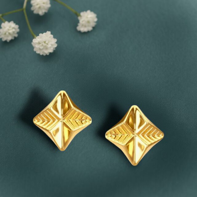 Chic Geometric Gold Stud Earrings