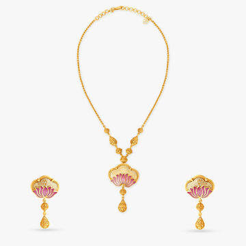 Priyam Necklace Set