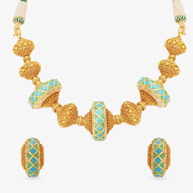 Buy Marvellous Turquoise Badhroom Pattern Necklace Set at Best Price