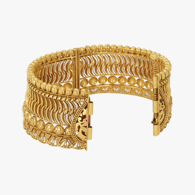 Heritage Kada with Gold Links and Jaali Work
