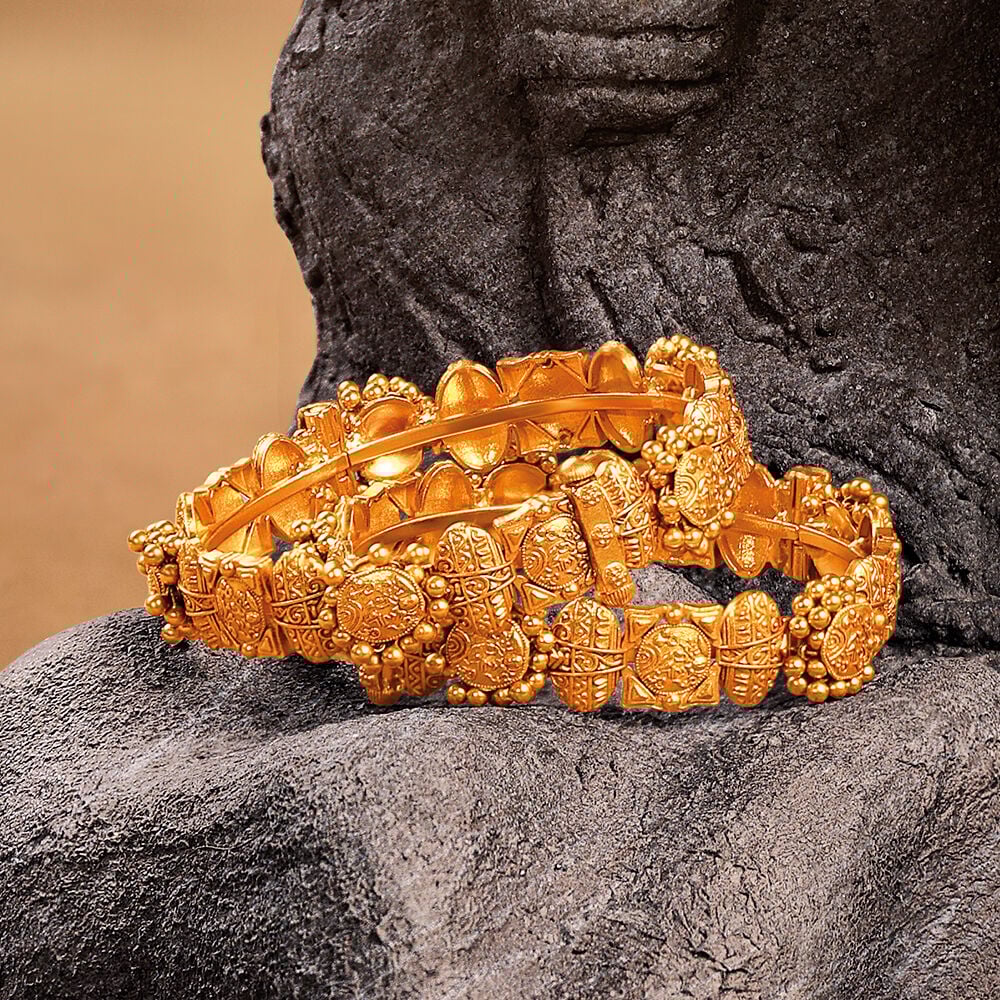 Shop Gold Bangles Online at Best Price Tanishq UAE