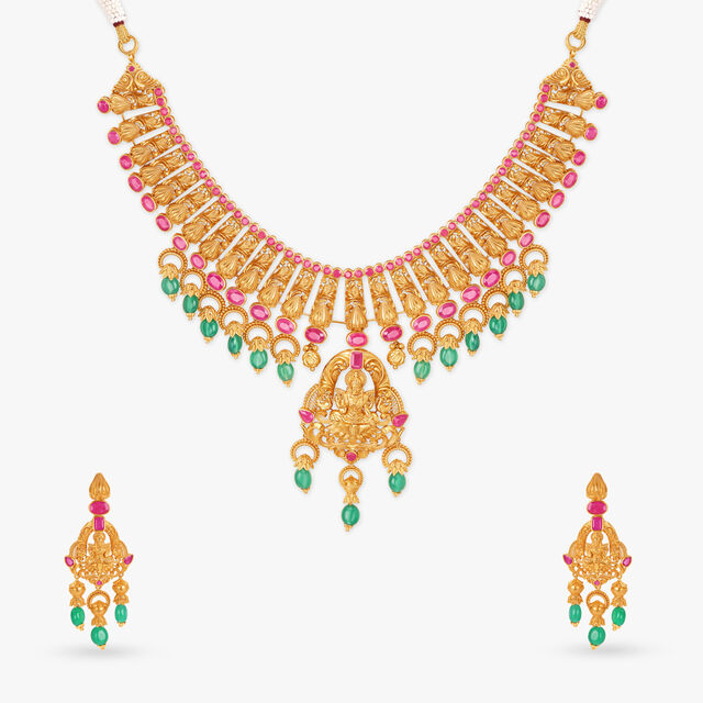Glistening Gold Necklace Set 