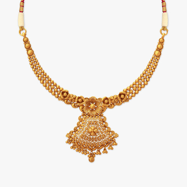 Tanishq 22 Karat Gold Necklace Set for Women 2