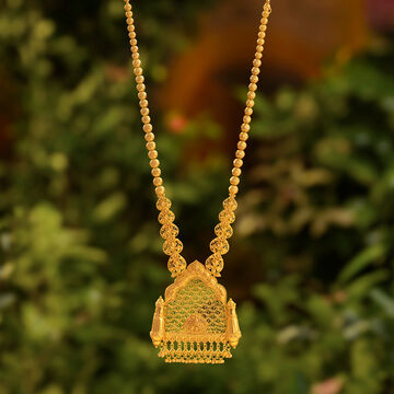 Regal Traditions Necklace Set