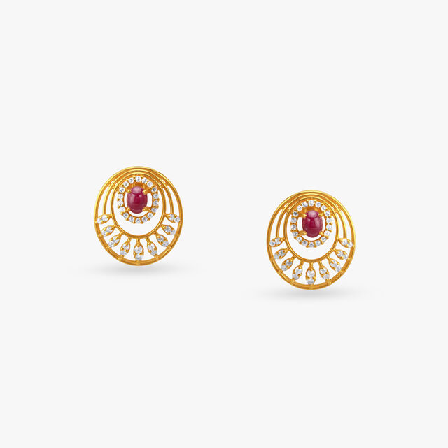Tanishq 22KT Gold Pendant and Earrings Set 4