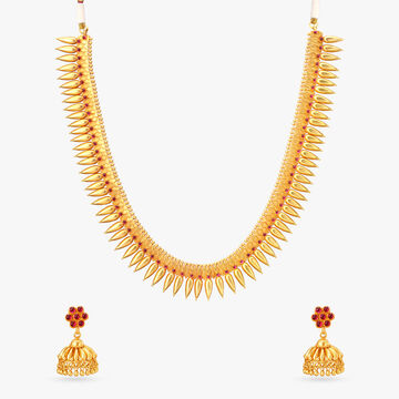 Tanishq 22KT Gold Necklace Set