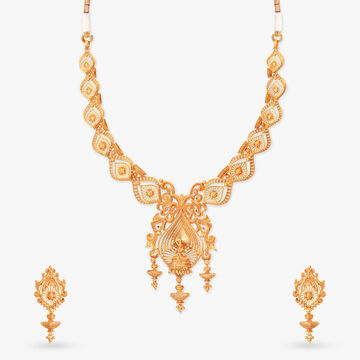 Aaradhyas Aura Gold Necklace set