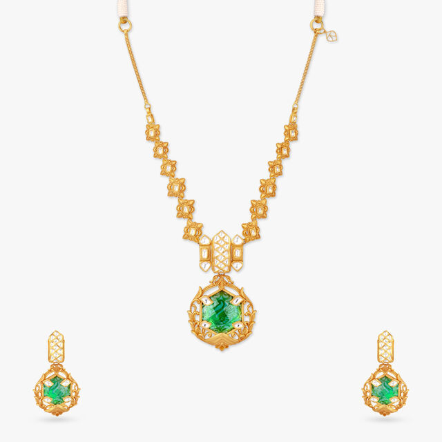 Swan of Dawn Gold Necklace Set 