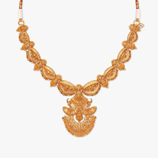 Tale of Tides Gold Necklace Set 2