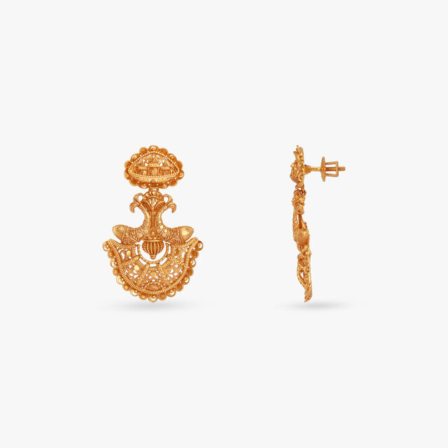 Tale of Tides Gold Necklace Set 4