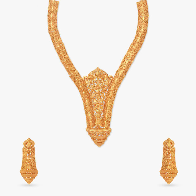Sanctum of Petals Gold Necklace Set 