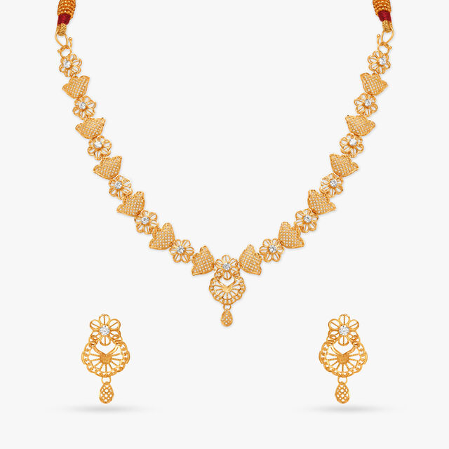 Traditional Floral Necklace Set