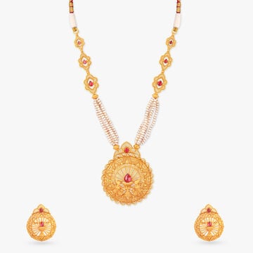 Sacred Splendour Gold Necklace set