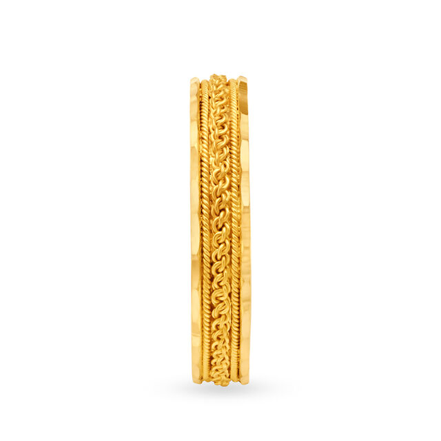 Fascinating 22 Karat Yellow Gold Finger Ring,,hi-res
