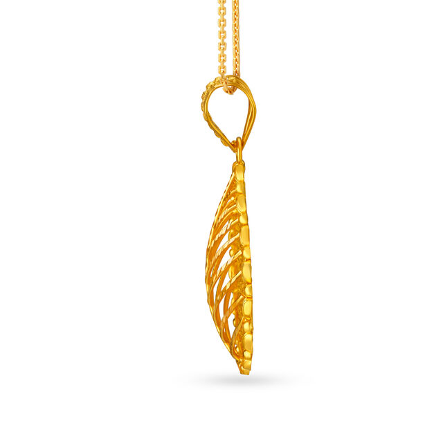 Elaborate Filigree Teardrop Gold Pendant