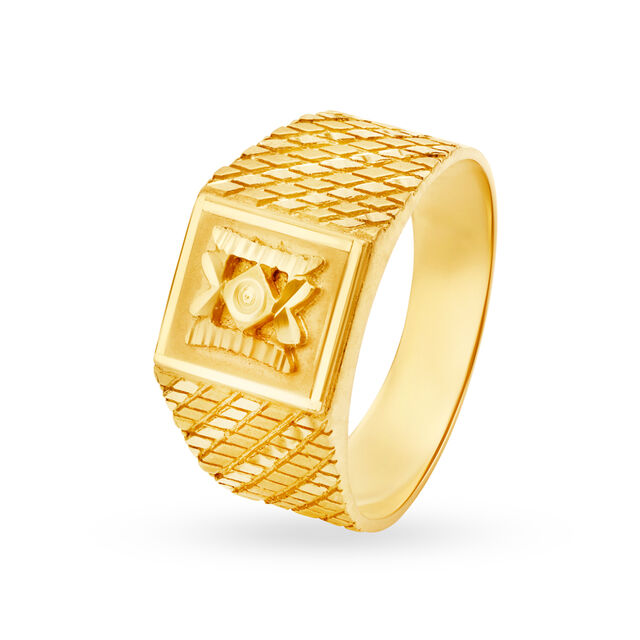 Magnificent 22 Karat Yellow Gold Finger Ring,,hi-res