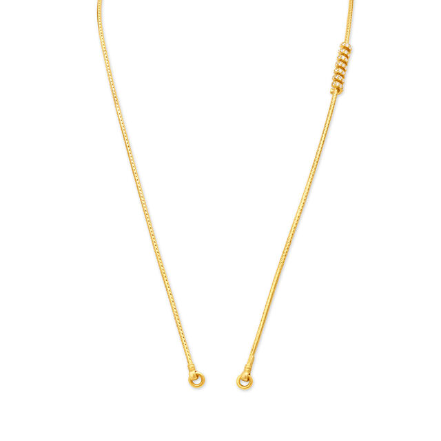 Alluring Gold Chain with Enamelling