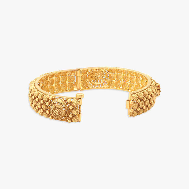 Splendid Gold Zardozi Bangle 4