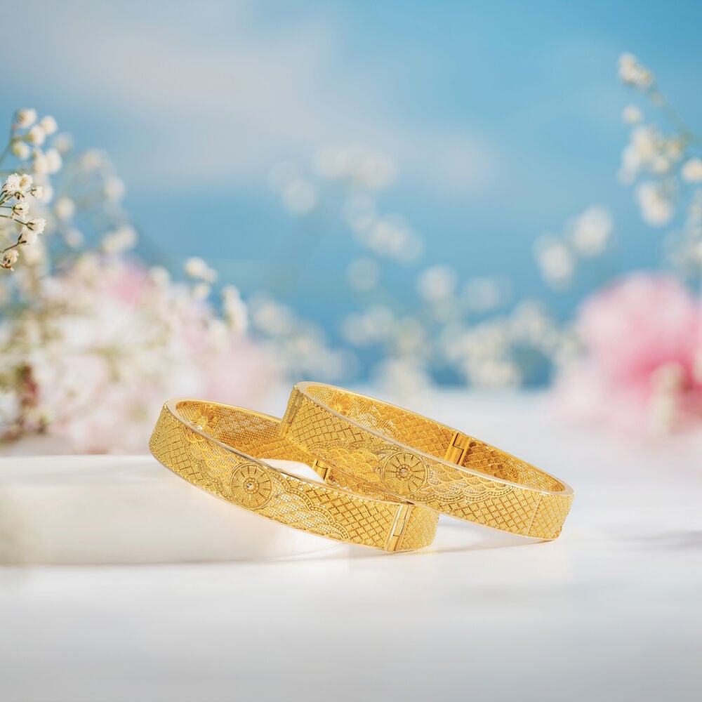 Bangles designs deals gold 2019