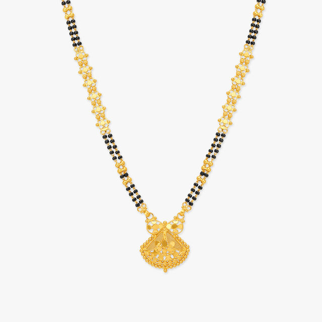 Enticing Gold Mangalsutra