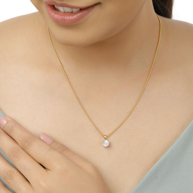 18KT Yellow Gold Diamond Pendant