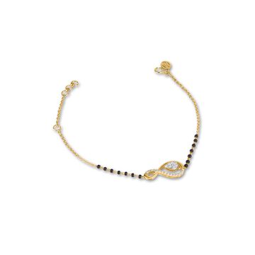 18KT Yellow Gold Scintillating Mangalsutra Bracelet for the Stunning Bride