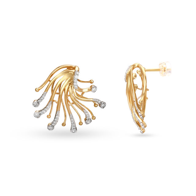 Dazzling Diamond Crafted in 18kt Gold Stud Earrings 2