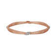 Sleek 18kt Gold Bangle for the Bold Mia Woman 