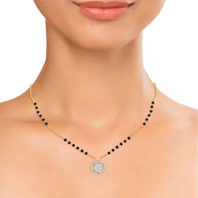 18KT Yellow Gold Floral-inspired Mangalsutra,,hi-res 3