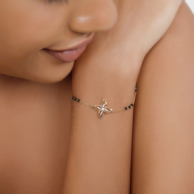 18 KT Amazing Diamond Mangalsutra Bracelet 3