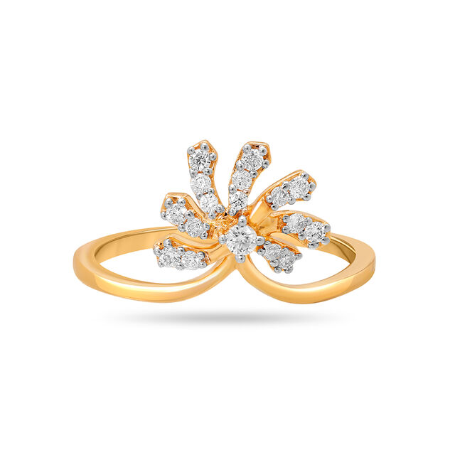 18 KT Yellow Gold Charming Floral Ring 2