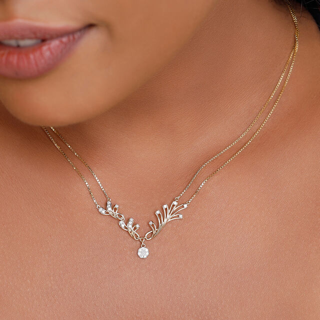 18 KT Yellow Gold Diamond Herringbone Droplet Necklace 3
