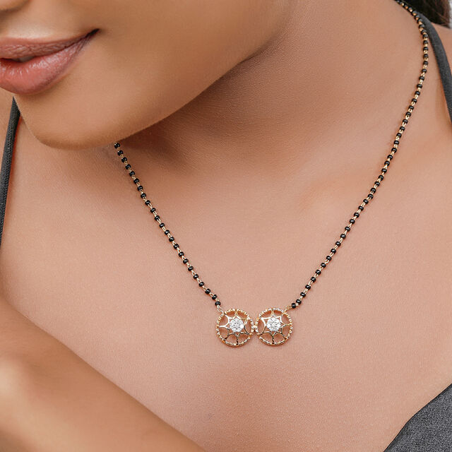 18 KT Sparkling Diamond Mangalsutra 3