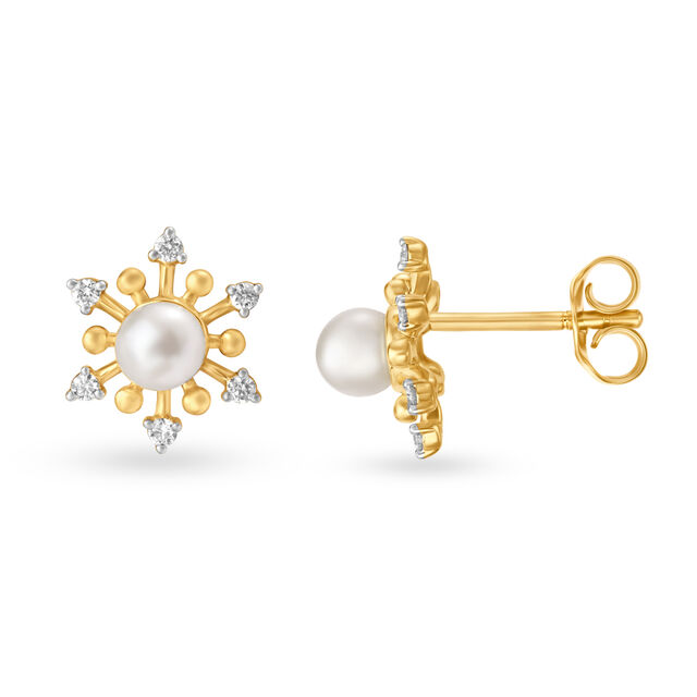 Tanishq Dazzling Gold and Diamond Stud Earrings 2
