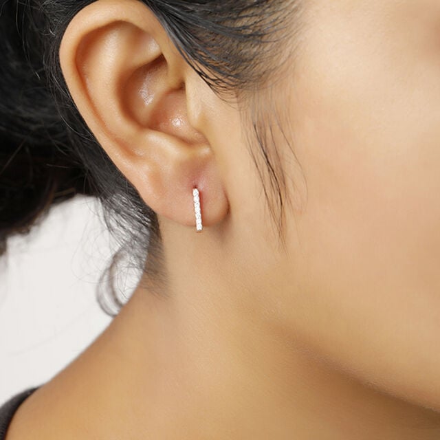 18 KT Distinguished Diamond Hoop Earrings 4
