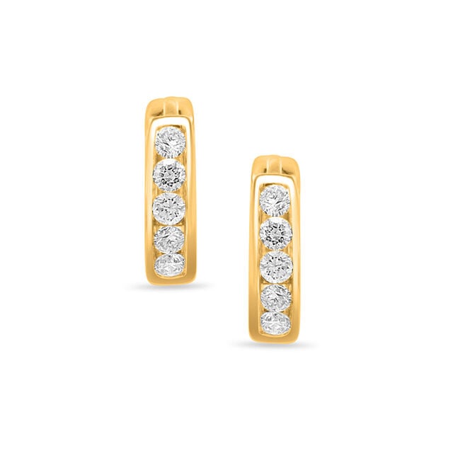 18 KT Modest Diamond Hoop Earrings 