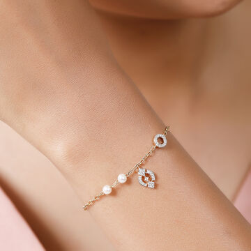 18Kt Yellow Gold A Timeless Duo Pearl Bracelet