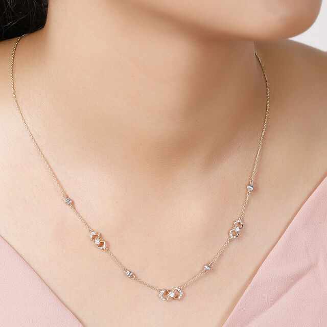 18Kt Yellow Gold Chic Interlock Diamond Necklace